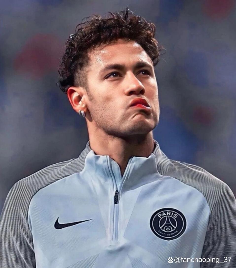 内马尔复出两场又伤退 内马尔复出两场又伤退