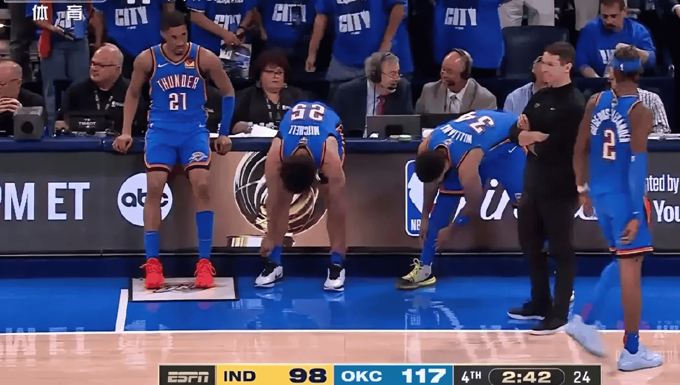 西亚卡姆连续二十场比赛得分超过关键助攻，加拿大队挑战极限！的简单介绍